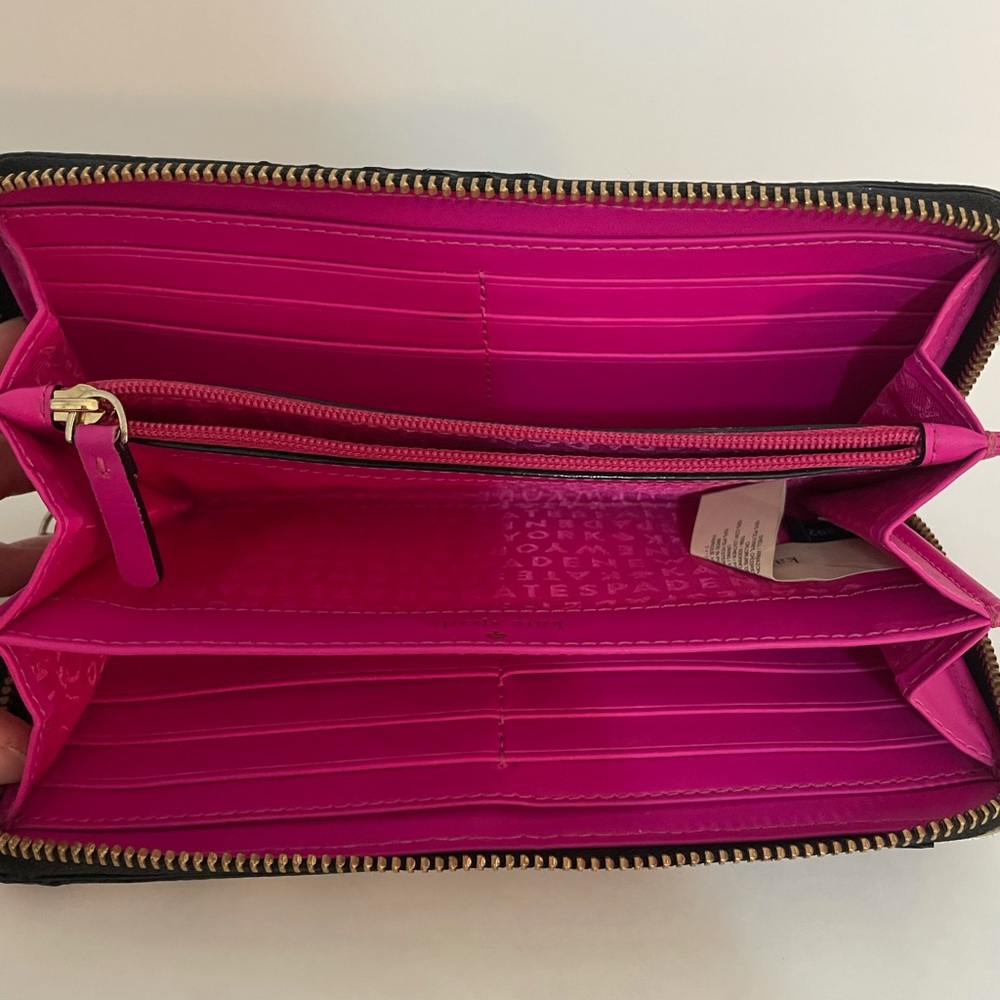 Kate Spade Wallet - Picture 7 of 9